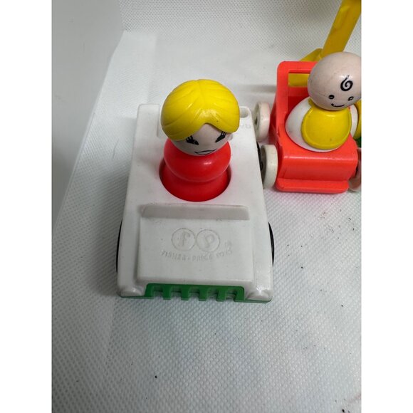 Vintage Fisher-Price Little People Playset Vehicles & Accessories Traffic Imagin - Picture 3 of 13